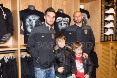 ΠΑΟΚ: Κοντά στον κόσμο «Παπ» και Κωνσταντινίδης (photos+video)