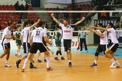 ΠΑΟΚ: «Μπήκαν για να συγχαρούν την ομάδα» (video)