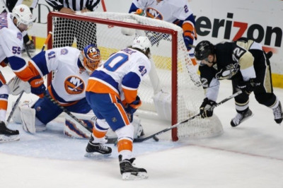 NHL: Στο όριο οι Πένγκουινς (videos)