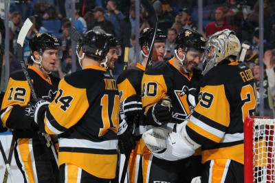 NHL: Πέρασαν στα playoffs οι Πένγκουινς (videos)