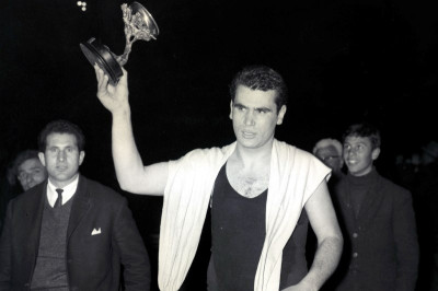 ΑΕΚ: Αποσύρει τη φανέλα του Γιώργου Αμερικάνου