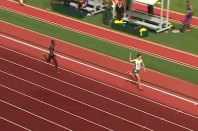 Στίβος: Δρομέας πανηγύρισε για τη νίκη του και... έχασε! (photos+video)