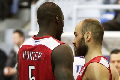 Ολυμπιακός: Με Σπανούλη και Χάντερ (videos)