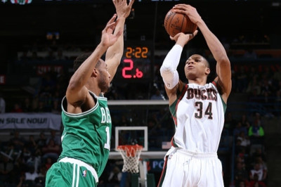 ΝΒΑ: Με Μπουλς ο Αντετοκούνμπο, με Μάβερικς ο «Παπ» (videos)