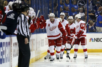 NHL: «Μαγικός» Datsyuk για Ρεντ Ουίνγκς (videos)