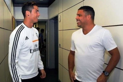 Ρονάλντο: «Θα με μάγευε να παίξω με Κριστιάνο»