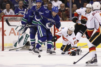 NHL: Γλίτωσαν ναυάγιο Πρέντατορς και Κανάκς (videos)