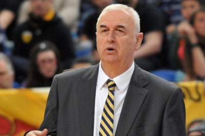 Σάκοτα: «Εξαρτόμαστε από άλλους»