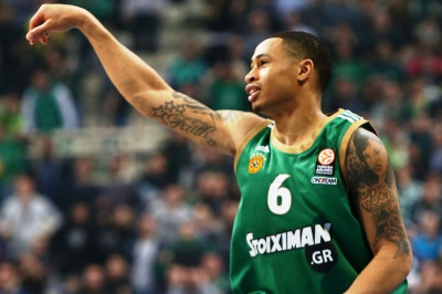 Μια γροθιά περιμένοντας τον… Σλότερ