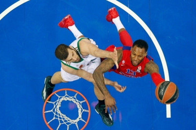 Ουίμς: «Για τη νίκη στην Αθήνα»