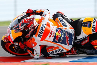 Moto GP: Το... τρελό τρακάρισμα Μάρκεζ - Ρόσι! (video)