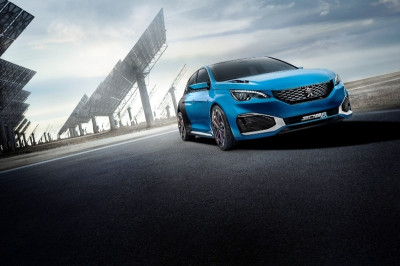 PEUGEOT 308 R HYbrid: Ένα hatch υβριδικό με super επιδόσεις!