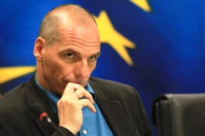 Βαρουφάκης: Αντιμετωπίζουμε πραξικόπημα, όχι με τανκς, αλλά μέσω τραπεζών