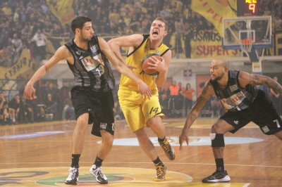 Άρης: Επιστροφή για Βεζένκοφ και Δήμα