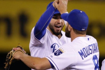 MLB: Ασταμάτητος ο Μουστάκας των Ρόαγιαλς (videos)