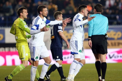 Παναθηναϊκός: Ίωση ο Μπεργκ, πονάει στη γάμπα ο Στιλ