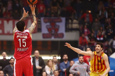 Ολυμπιακός: Το τρίποντο του Πρίντεζη από την Ευρωλίγκα (video)