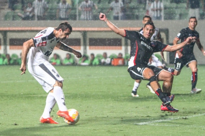 Κόπα Λιμπερταδόρες: Συμπληρώθηκε 16άδα με Μινέιρο και Σάο Πάολο (videos)