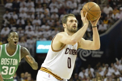 Κλίβελαντ Καβαλίερς: «Έφτιαξαν» τον Κέβιν Λοβ (videos)