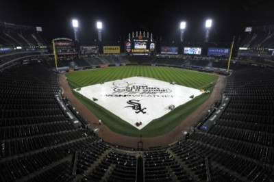 MLB: Η βροχή σταμάτησε τον Μουστάκα (videos)