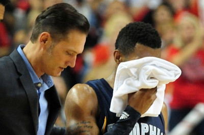 Μέμφις Γκρίζλις: Εγχείρηση για Κόνλεϊ, ρόλος για Καλάθη