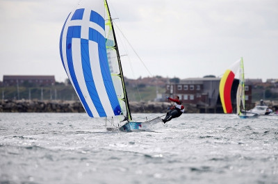 Ιστιοπλοΐα: Στην κορυφή του κόσμου τρεις Έλληνες