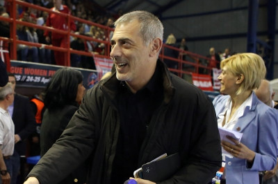 Μώραλης: «Ο Ολυμπιακός κάνει τον Πειραιά περήφανο»