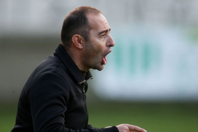 Νίκη Βόλου: Παρουσιάζει τον προπονητή…