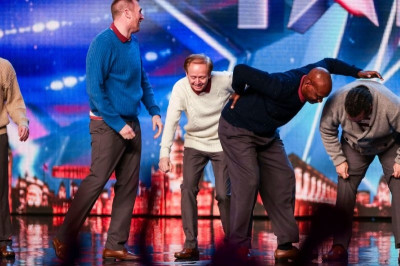 Οι πέντε μπαμπάδες που «κούφαναν» τη Βρετανία! (video)