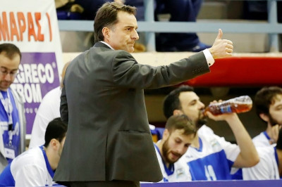 Κουστένης: «Συγγνώμη»