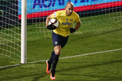 Super League: Κορυφαίος σκόρερ ο Μπαράλες