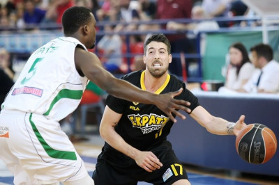 Αθηναίου: «ΑΕΚ είμαστε!»