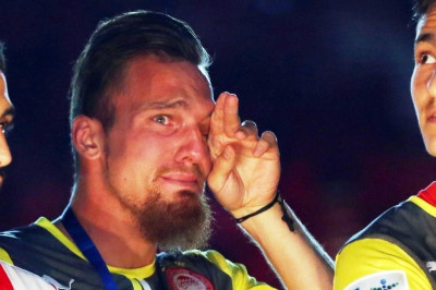 Το αντίο του Μέγιερι (photo)