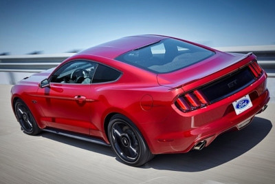 Οδηγούμε τη νέα Ford Mustang