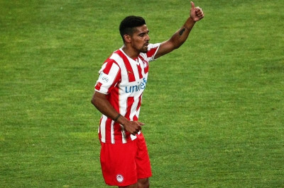 Χάρα: «Μου ταιριάζει το γήπεδο»