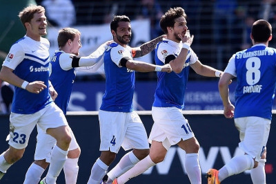 «Ανέβηκε» η Ντάρμσταντ, στο μπαράζ η Καρλσρούη