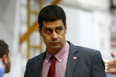 Ολυμπιακός: Τέλος ο Καζάζης