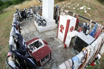 ΠΑΟΚ: Αποκαθιστά το μνημείο των Τεμπών ο Σαββίδης