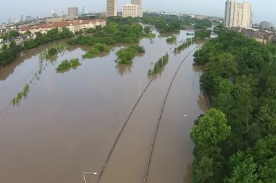«Βούλιαξε» το Χιούστον! (video)