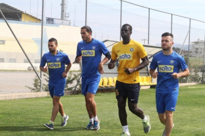 Αστέρας Τρίπολης: Συνεχίζει με… ψυχικά αποθέματα