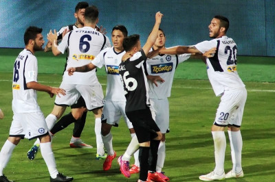 Η ένταση μετά τα… τόξα του Καραμάνου (photos)