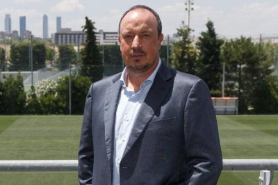 Ρεάλ Μαδρίτης: Ανακοινώθηκε ο Μπενίτες