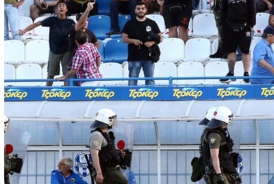 Απολλων Σμύρνης-ΑΕΚ: Η χειρονομία του Μπαμ Μπαμ που προκάλεσε θερμό επεισόδιο!