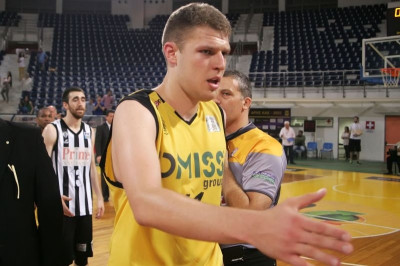 Αποσύρθηκε ο Βεζένκοφ!