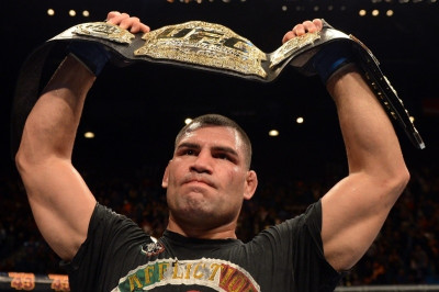 UFC: 10 άγνωστες ιστορίες για τον Κάιν Βελάσκες (photos&videos)