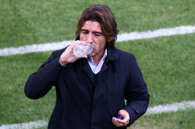 Στο… σκαμνί και ο Σα Πίντο!