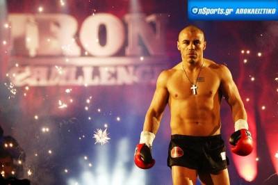 Ζαμπίδης: «Έμεινα εδώ και πάλεψα ακόμα και… κόντρα στην ίδια μου τη χώρα» (photos+videos)