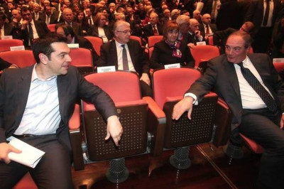 Αποκλειστικό: Επικοινωνία Τσίπρα - Καραμανλή, με φόντο τη διαπραγμάτευση