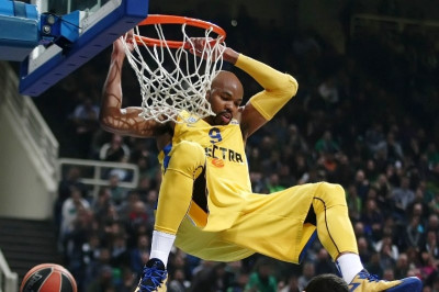 Πλήρωσε κι έφυγε ο Τάιους!