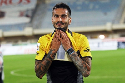 Στην Ιταλία ο Γκέντσογλου